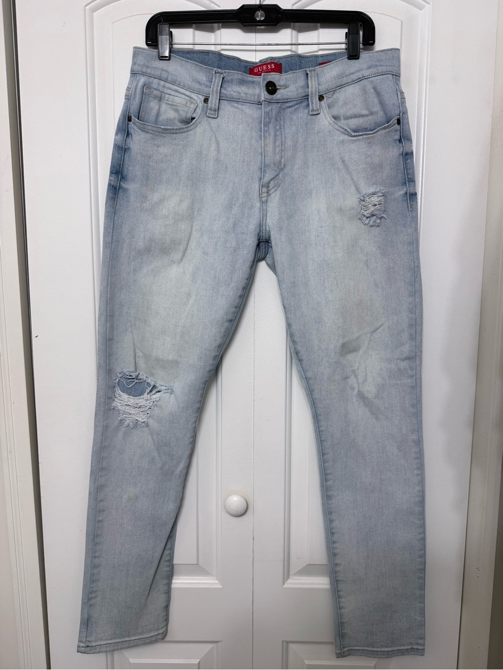 Guess Men’s Light Wash Skinny Jeans